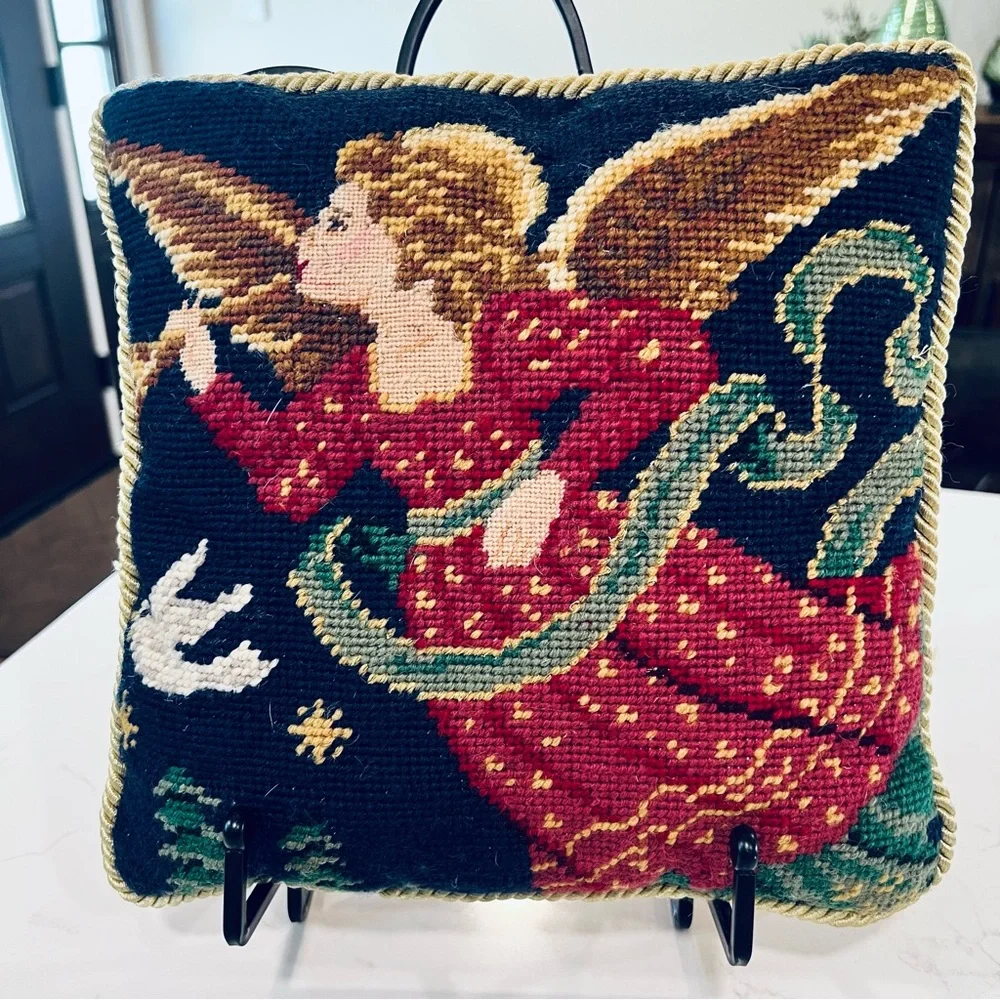 Needlepoint Christmas Holiday Throw Pillow Angel 10” Square Small Red